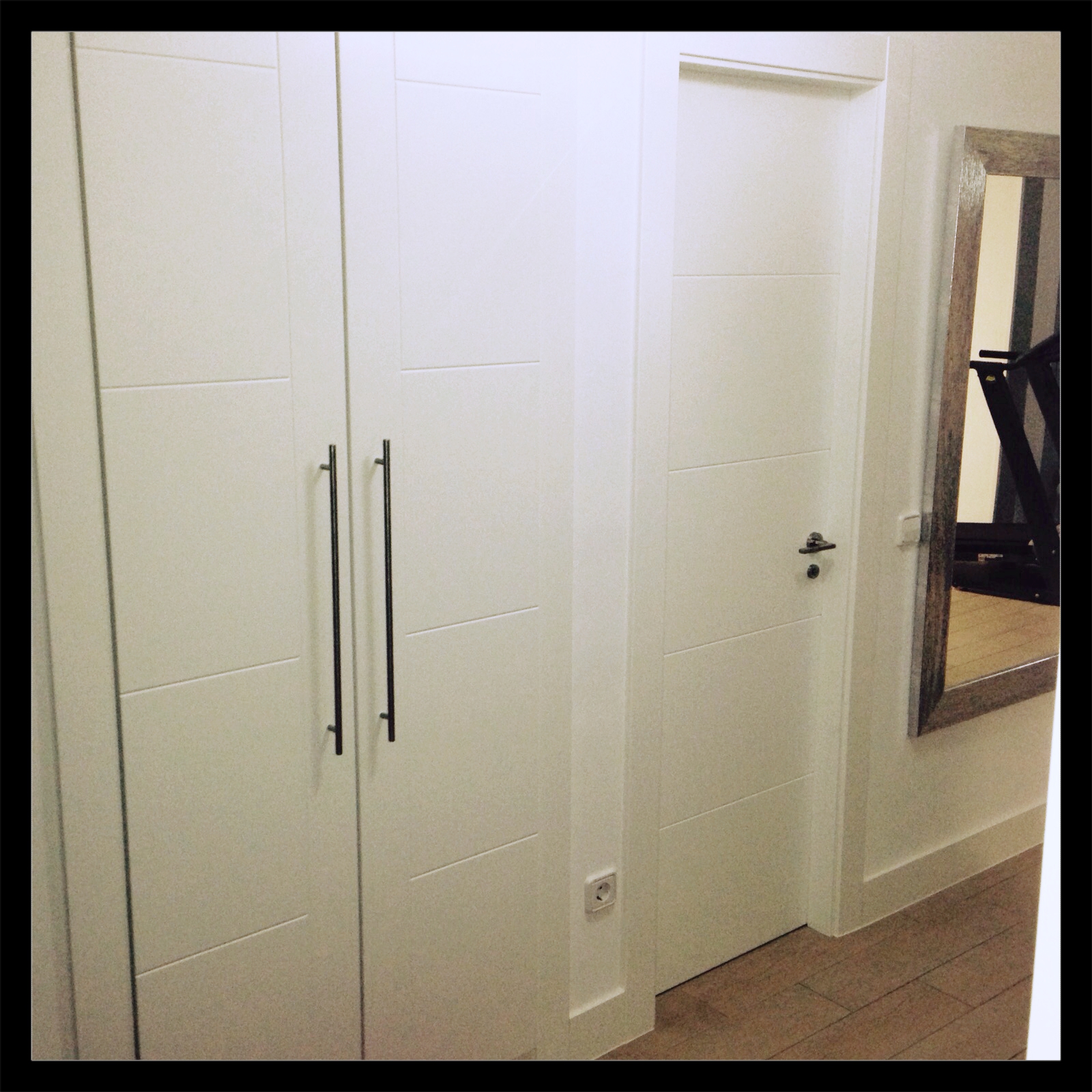 Trabajos realizados de armario en madera en Madrid