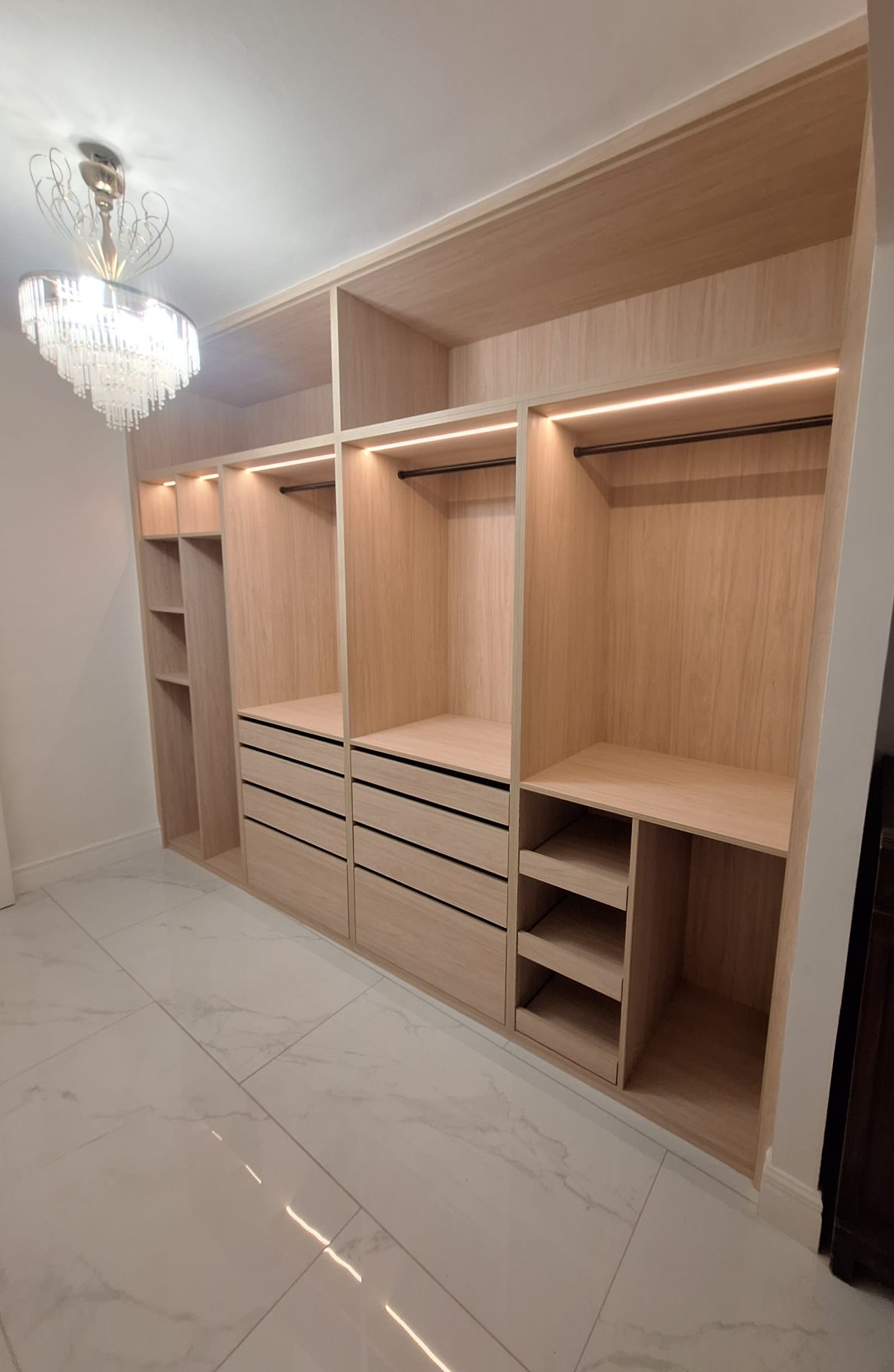 Vestidor abierto